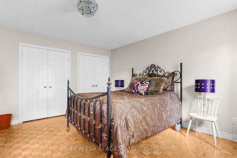 77 Rowntree Mill Rd  Toronto, M9L 1C4 | Image 24