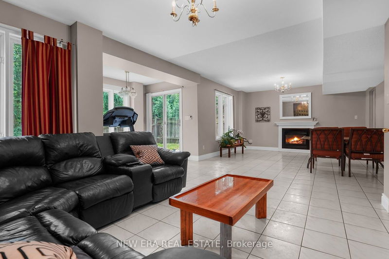 77 Rowntree Mill Rd  Toronto, M9L 1C4 | Image 30