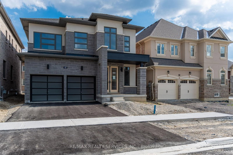 40 Icon St, Brampton, L6R 4E5 | Image 2