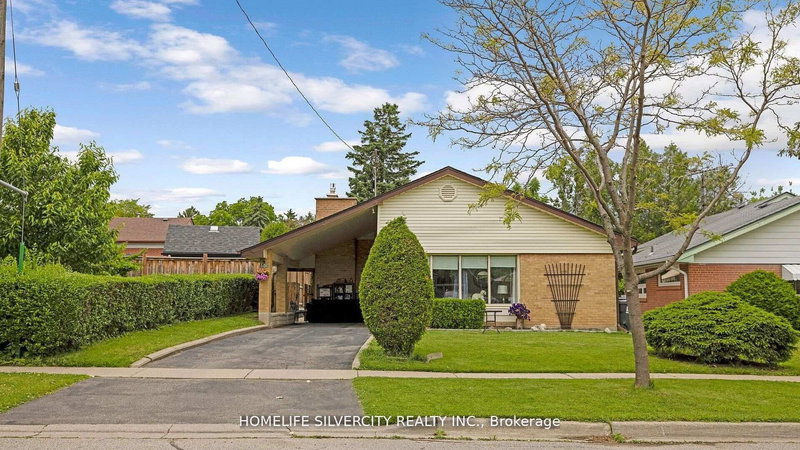 20 Kennebec Cres, Toronto, M9W 2R7 | Image 2