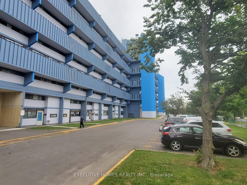 517 - 4673 Jane St, Toronto, M3N 2L1 | Image 3