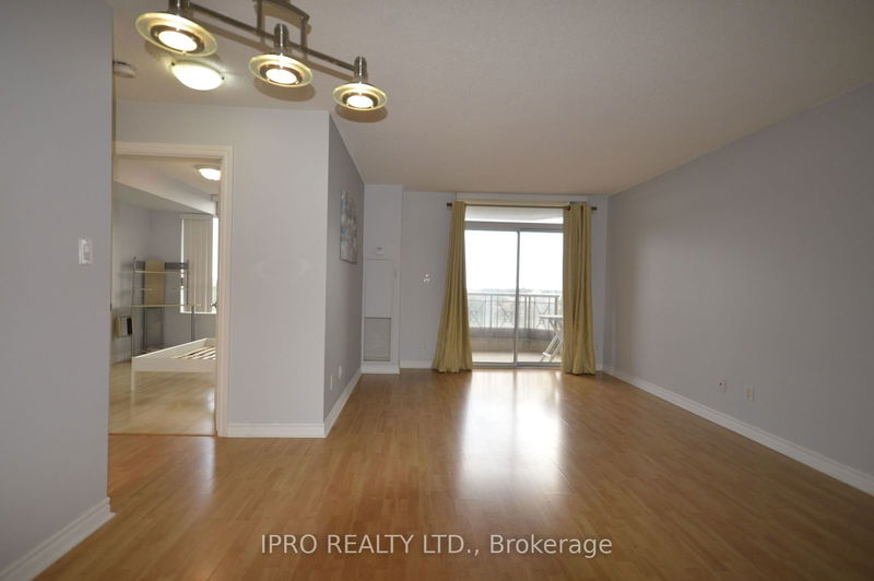 home for lease on 513-3880 Duke of York Boulevard