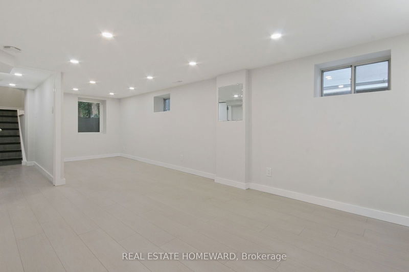 home for lease on Lower-486 Delaware Avenue