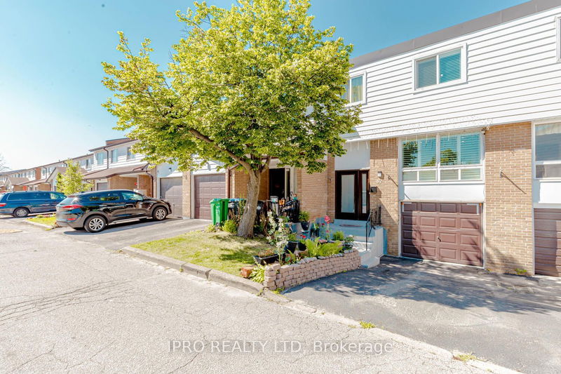 home for sale on 82-7500 Goreway Drive