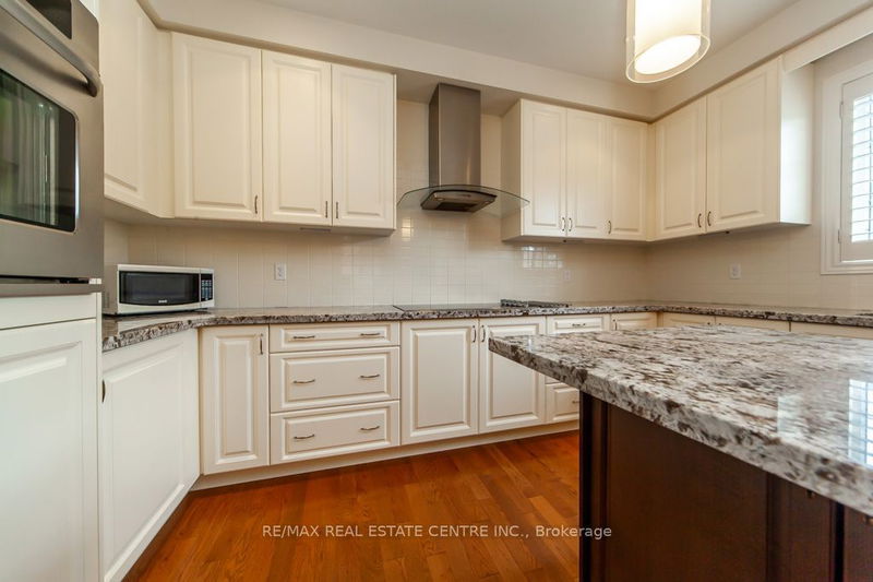 5377 Tenth Line W Mississauga, L5M 0V7 | Image 16