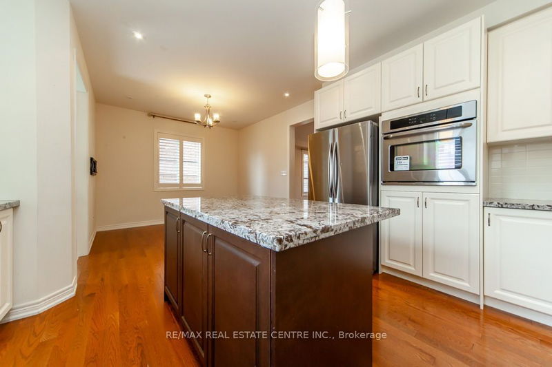 5377 Tenth Line W Mississauga, L5M 0V7 | Image 18