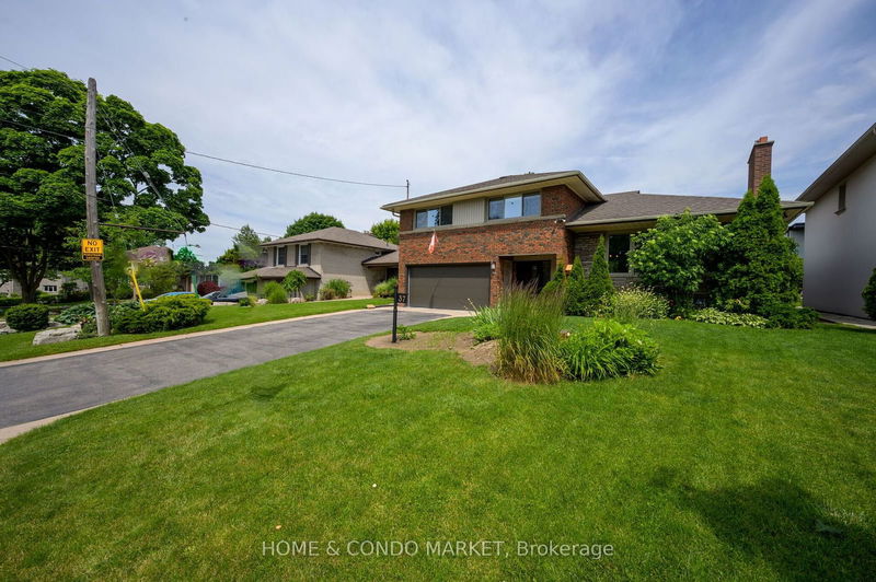 home for sale on 37 Hampshire Heights