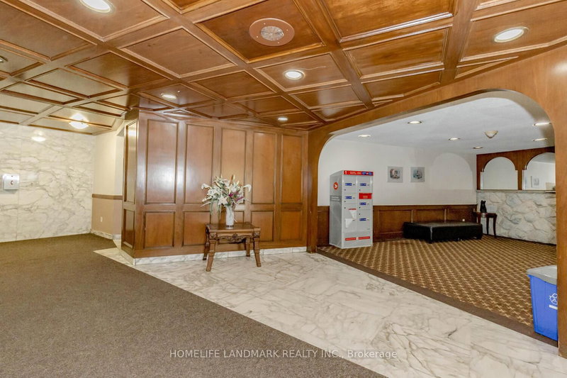 402 - 3555 Derry Rd E, Mississauga, L4T 1B2 | Image 3