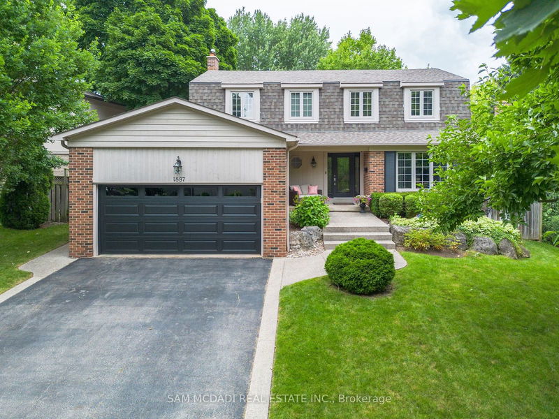 home for sale on 1887 Sherwood Forrest Circle