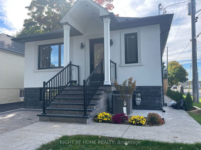 30 Stock Avenue