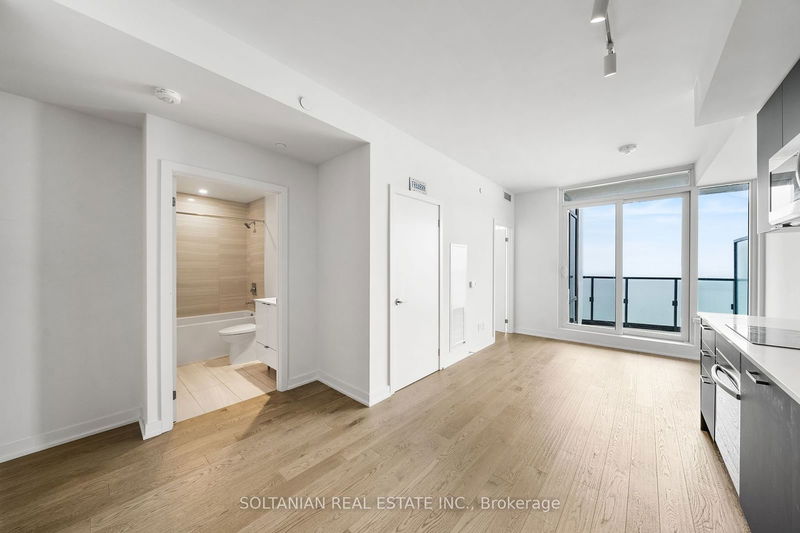  4107 - 1926 Lake Shore Blvd  Toronto, M6S 1A1 | Image 2