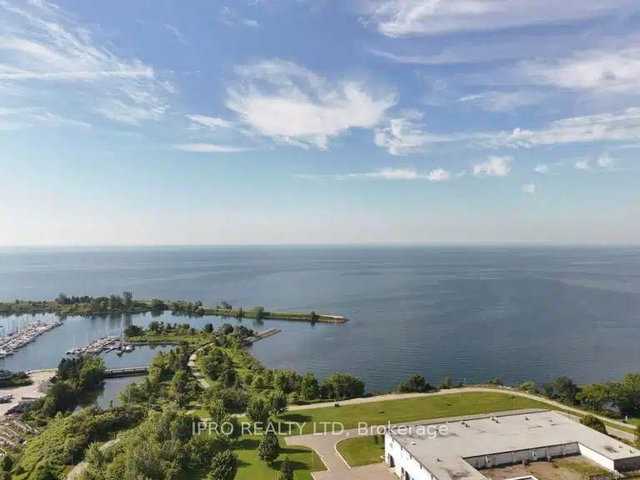 46 Twenty Second Street W