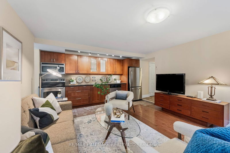 home for lease on 27A Ridout Street