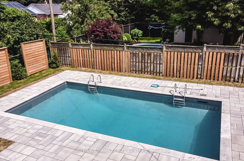 963 Sanford Dr  Burlington, L7T 3G7 | Image 33