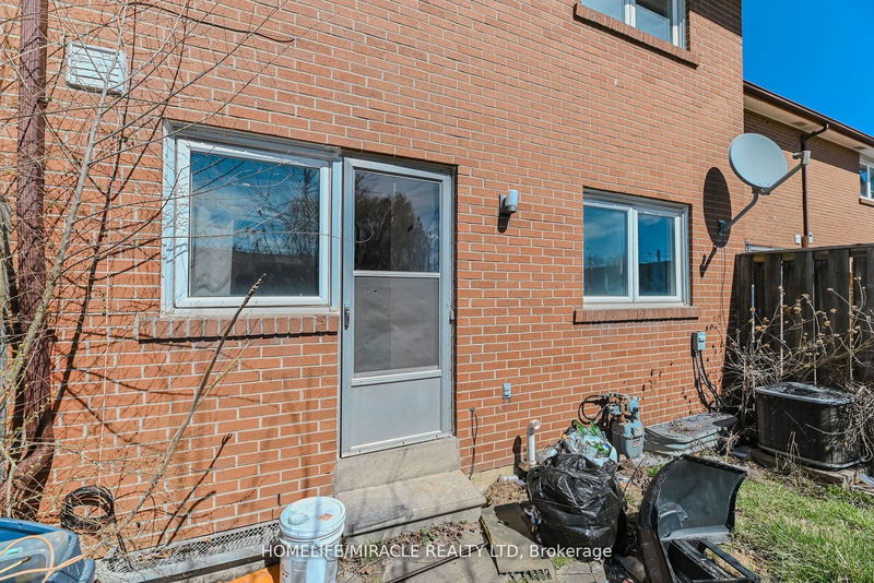  201 - 6444 Finch Ave W Toronto, M9V 1T4 | Image 39