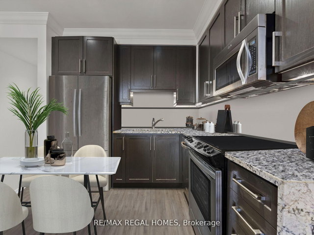 210 - 3563 Lake Shore Boulevard W