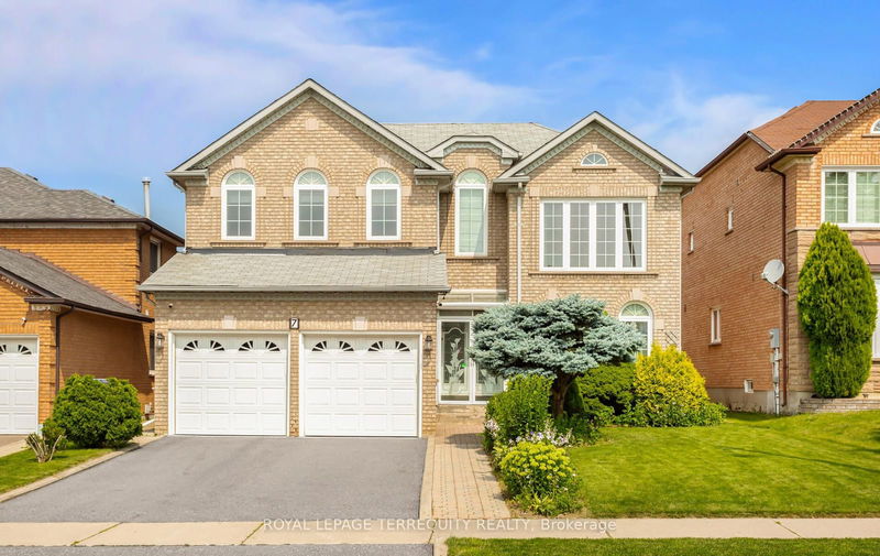 home for sale on 7 Black Oak Drive