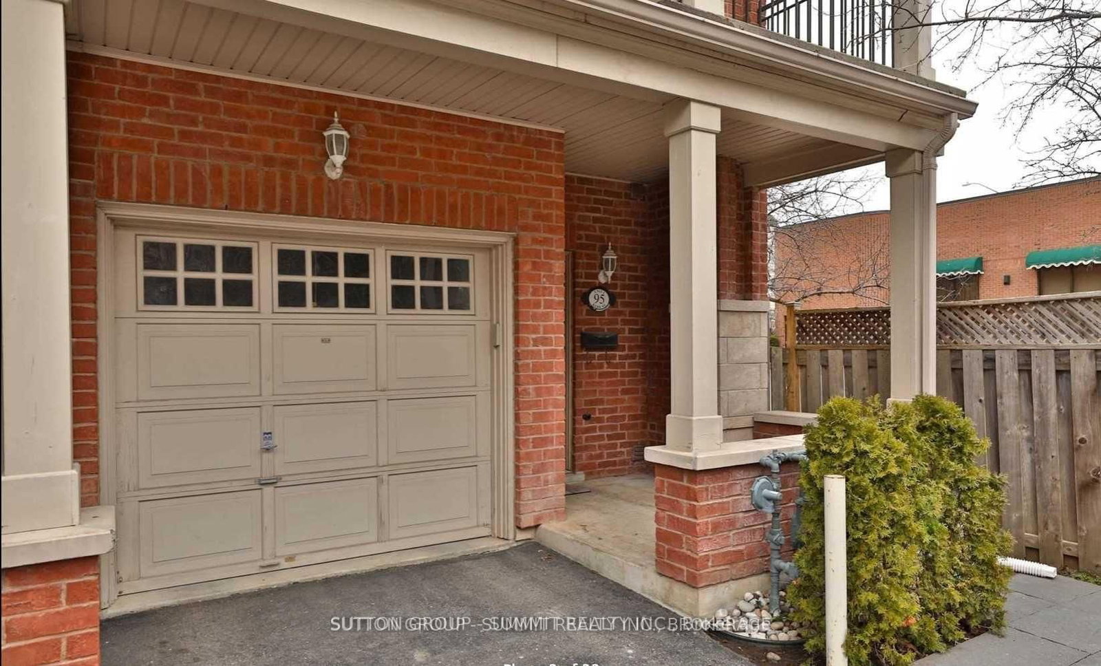 95 Kerr Street, Unit 1 - Photo 2