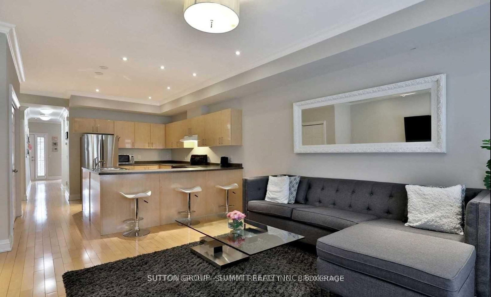 95 Kerr Street, Unit 1 - Photo 4