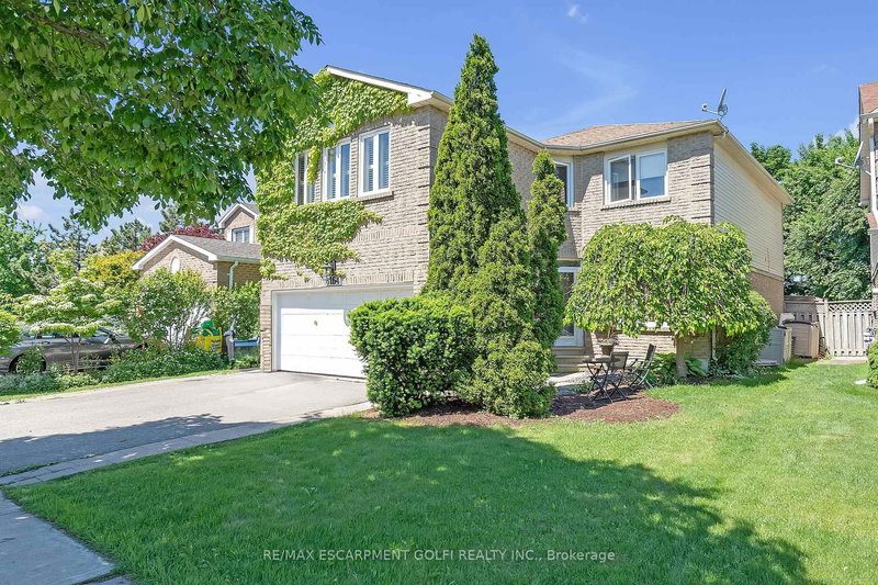 6164 Osprey Blvd, Mississauga, L5N 5W5 | Image 3