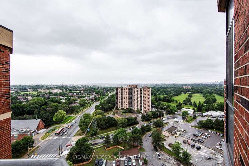  PH06 - 234 Albion Rd  Toronto, M9W 6A5 | Image 20