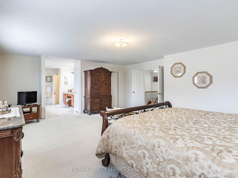 44 Trailhead Cres  Brampton, L6R 3H3 | Image 19