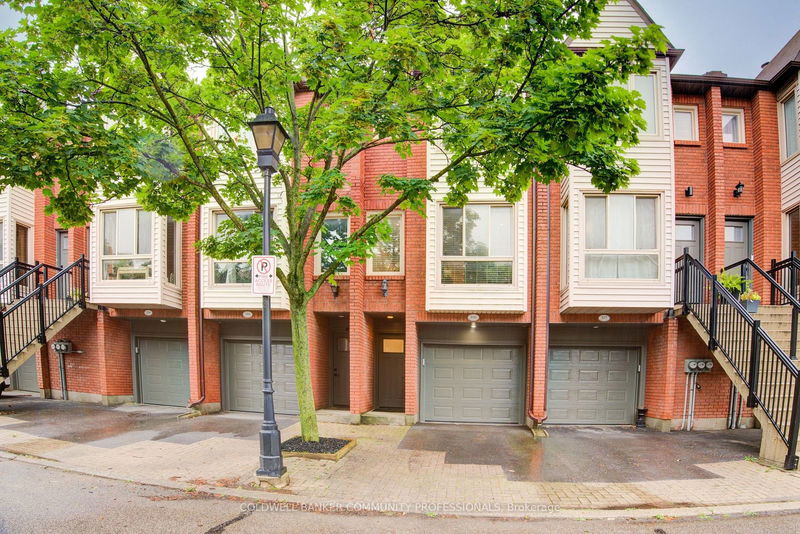 home for sale on 516-895 Maple Avenue
