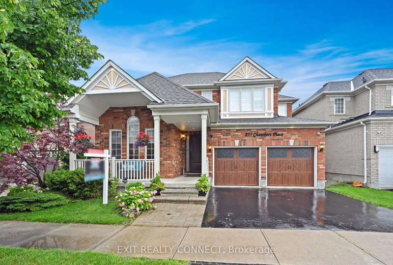 835 Chambers Pl, Milton, L9T 6A5 | Image 2