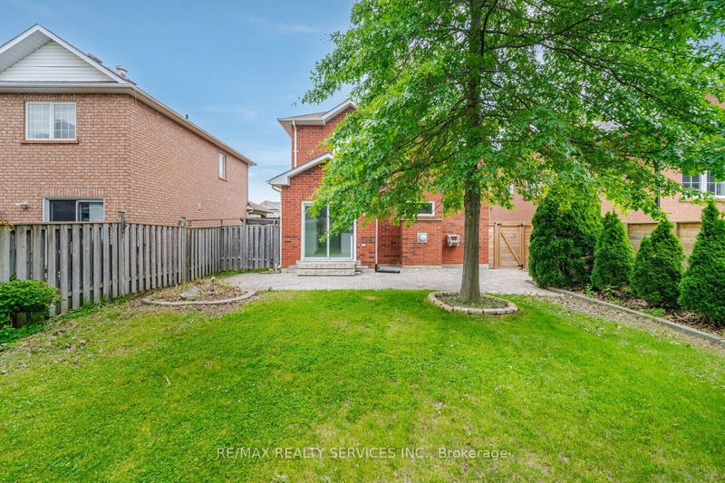 88 Sundridge St  Brampton, L7A 1J8 | Image 35