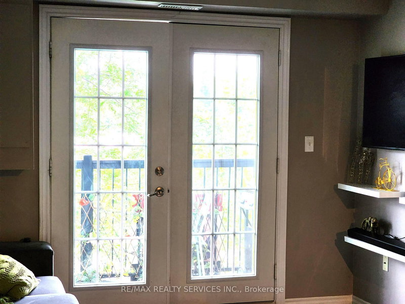 203 - 1370 Main St E, Milton, L9T 7S8 | Image 3