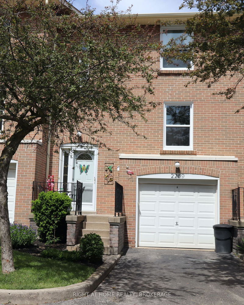 home for lease on 2269 Mountain Grove Avenue
