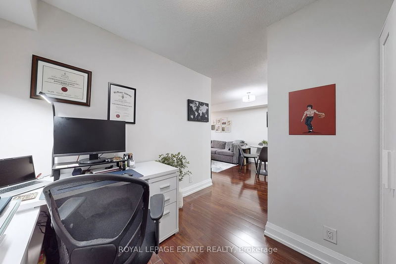  401 - 1070 Sheppard Ave W Toronto, M3J 0G8 | Image 22