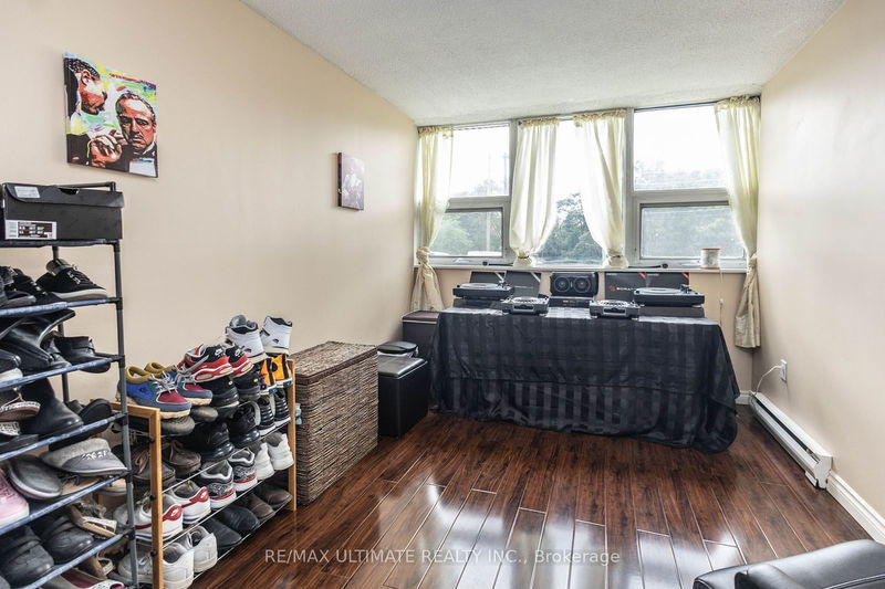  116 - 75 Emmett Ave  Toronto, M6M 5A7 | Image 17