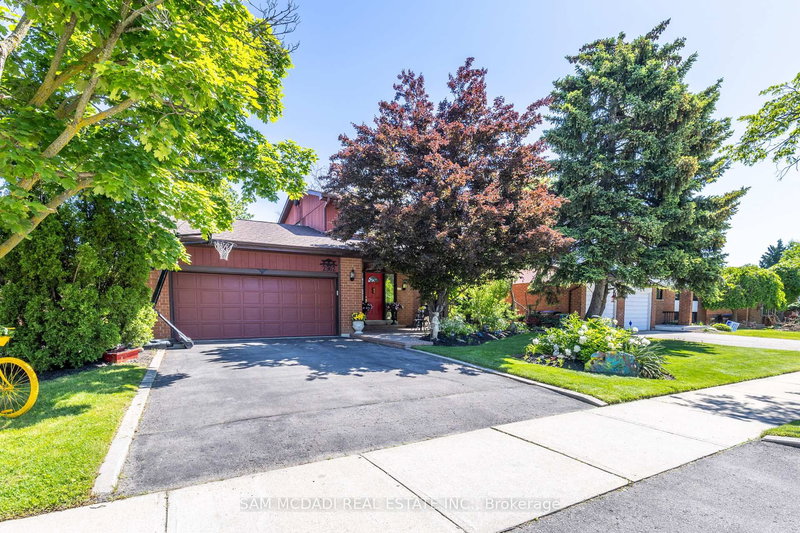 2962 Saint Malo Circ, Mississauga, L5N 1S9 | Image 3