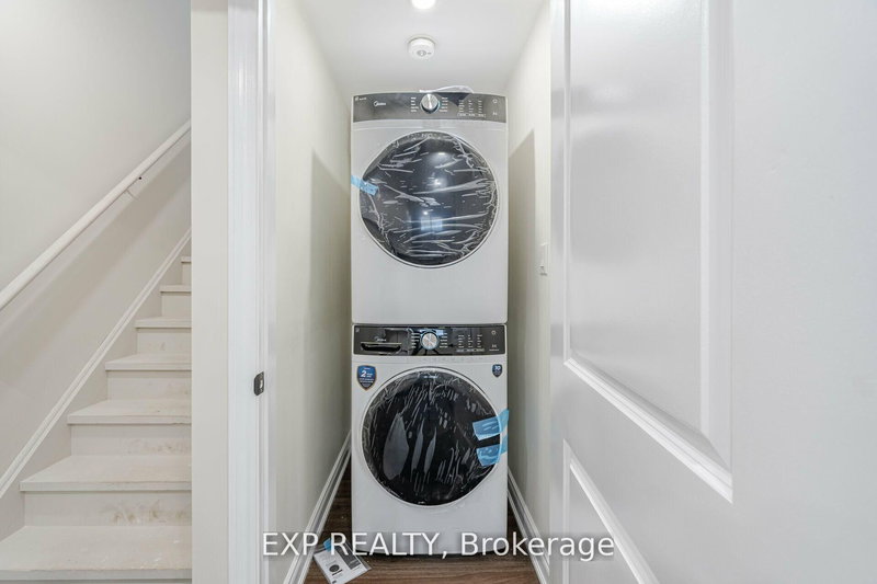 91 Clockwork Dr, Brampton, L7A 0C3 | Image 2