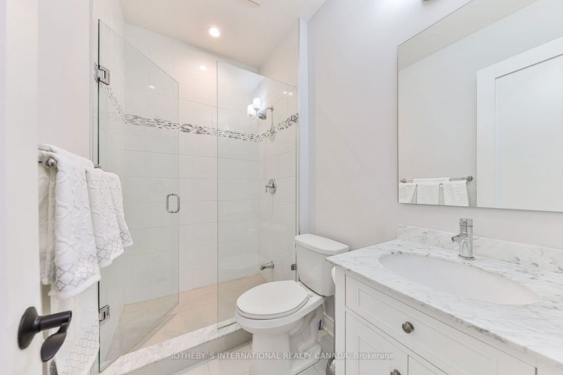 48 Rebecca St  Oakville, L6K 1J1 | Image 30