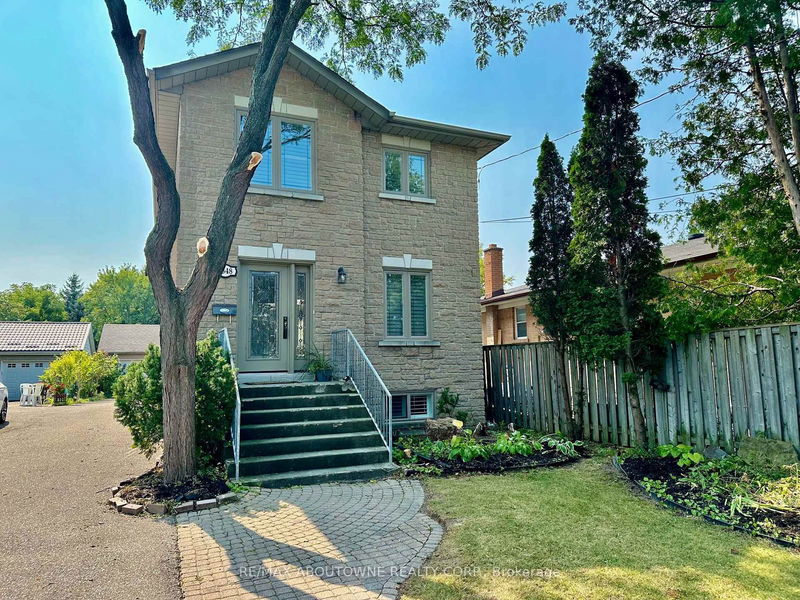 1348 Northmount Ave  Mississauga, L5E 1Y5 | Image 3