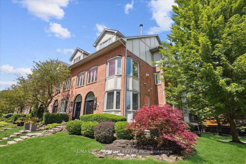27 Southaven Pl, Oakville, L6L 6L2 | Image 2