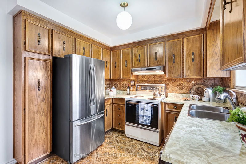 57 Regent Rd  Toronto, M3K 1G8 | Image 15