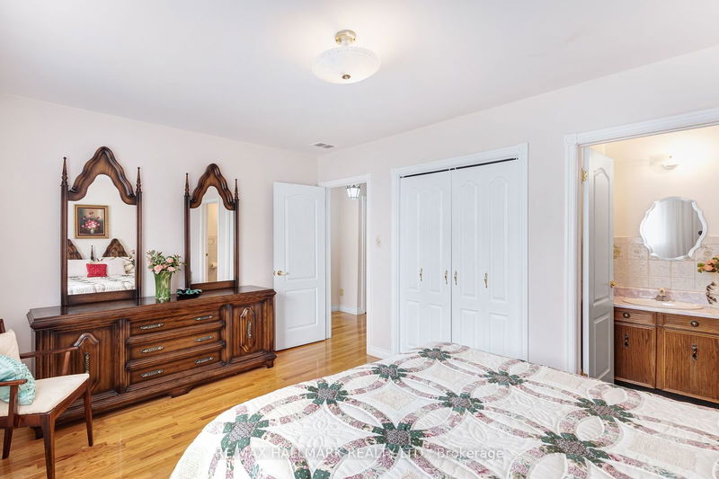 57 Regent Rd  Toronto, M3K 1G8 | Image 18