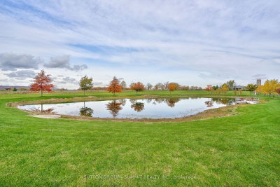 5431 APPLEBY Line — more photos