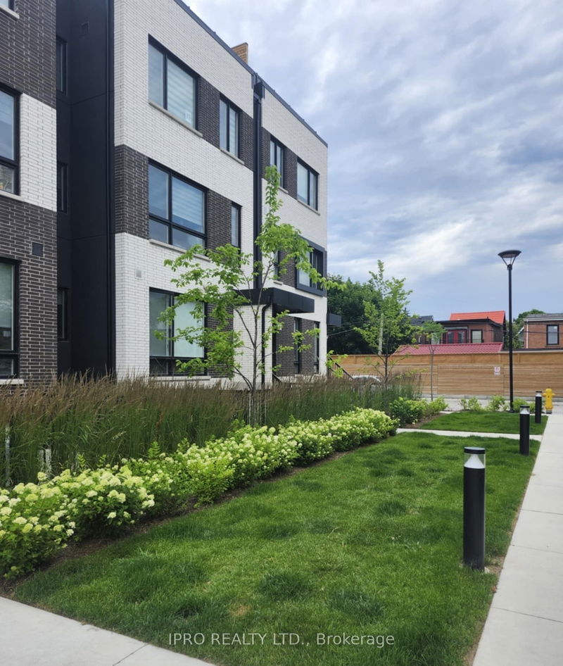 home for lease on TH3-30 Ed Clark Gdns