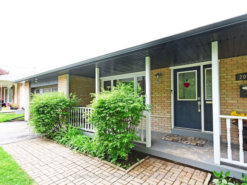 2054 Davebrook Rd  Mississauga, L5J 3M5 | Image 3