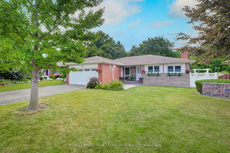 home for lease on 19 Peacham Cres (Lower) Crescent