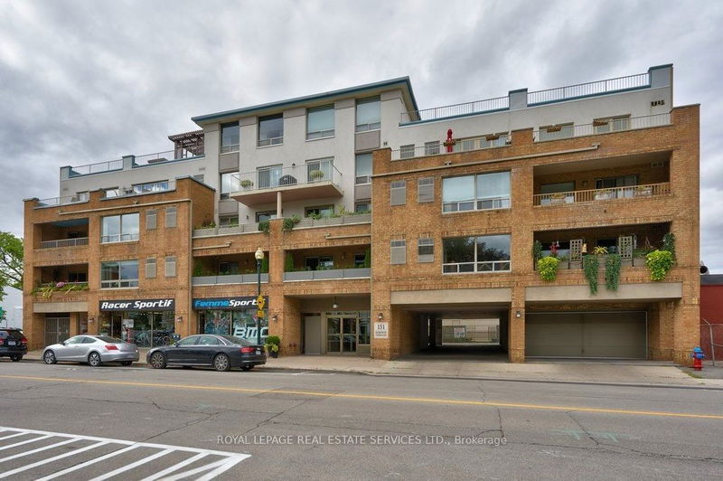 home for sale on 201-151 Robinson Street