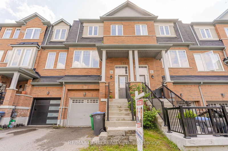 58 New Pines Tr  Brampton, L6Z 0G9 | Image 2