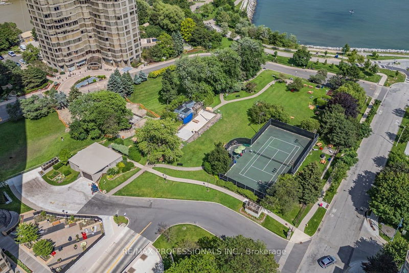  810 - 2045 Lake Shore Blvd W Toronto, M8V 2Z6 | Image 32