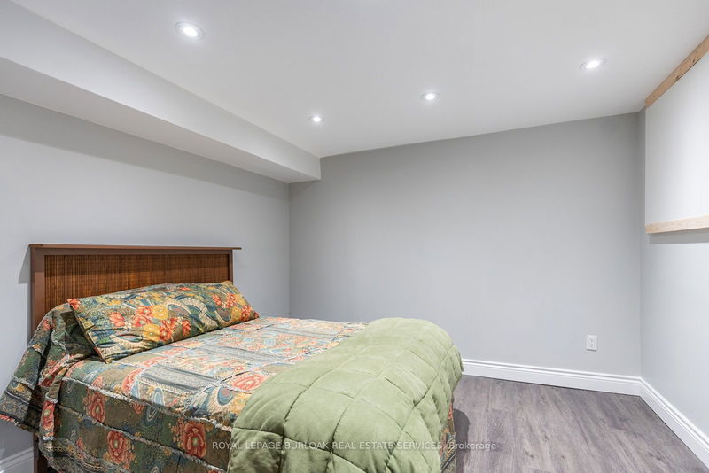 4456 Idlewilde Cres  Mississauga, L5M 4E3 | Image 26