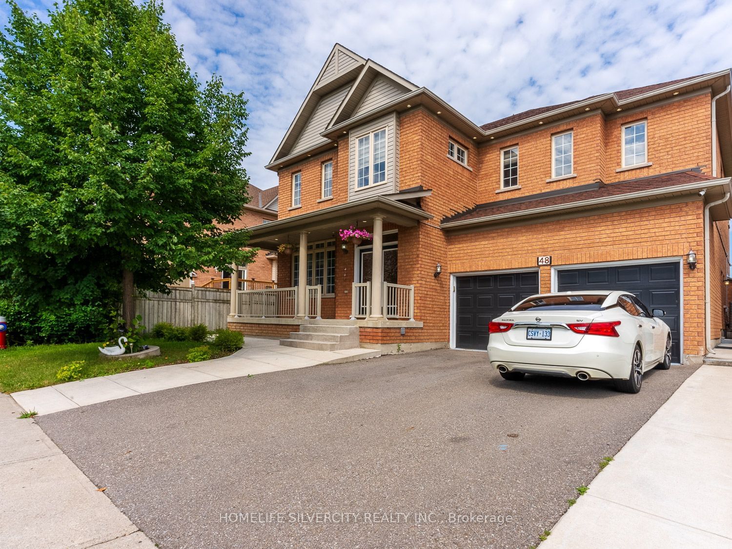 Listing Image 0