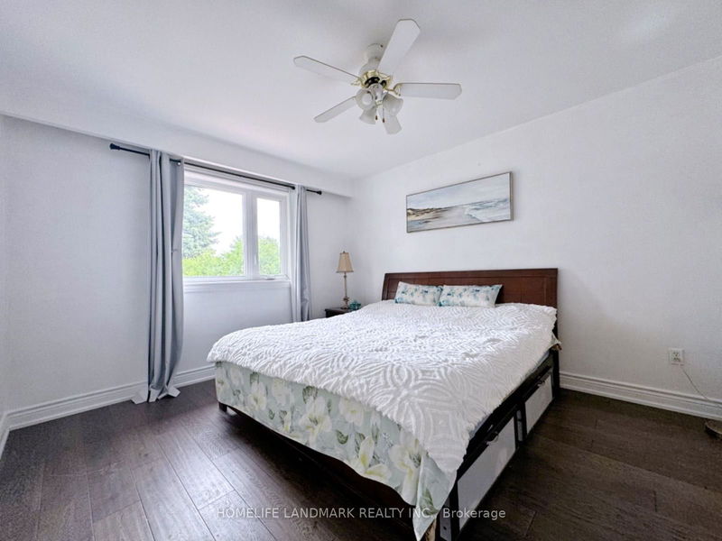 1553 Ogden Ave  Mississauga, L5E 2H9 | Image 14